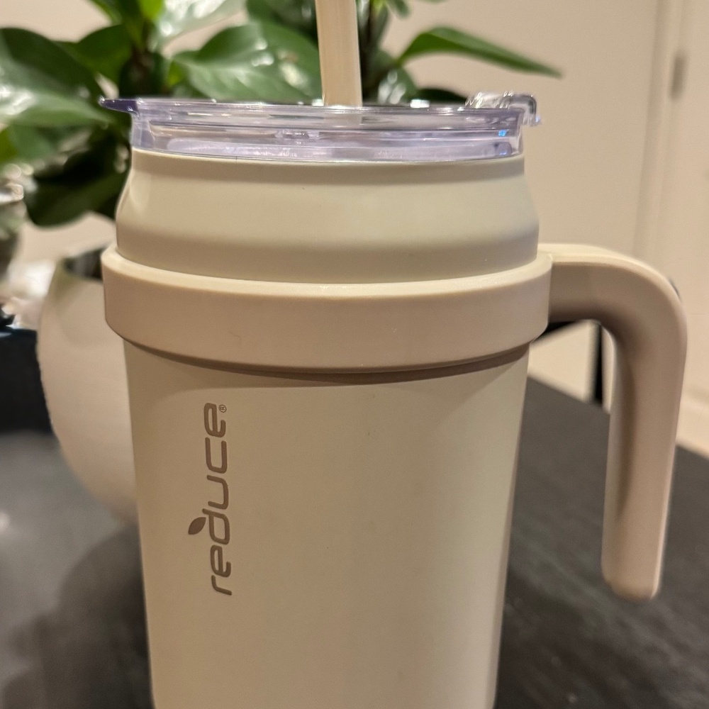 EUC Reduce 40oz Tumbler